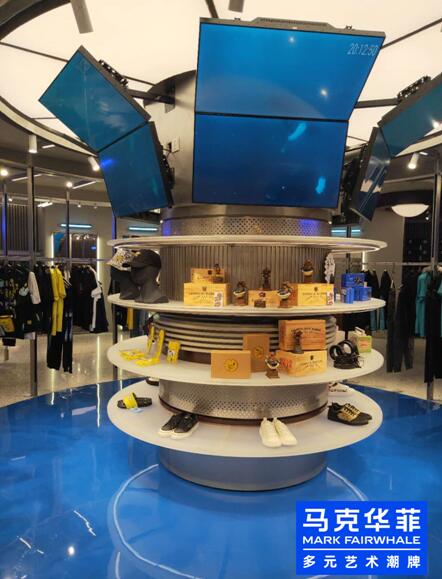 马克华菲服饰旗舰店华南区,马克华菲商场女装工装