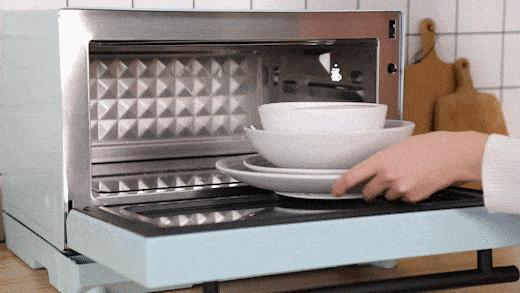 抗击疫情我不辱使命,抗击疫情我们以毒攻毒