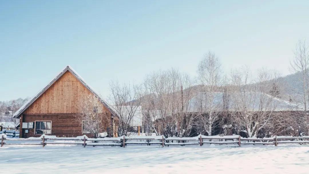 新疆冬天旅游怎么穿,南疆旅游应该穿什么衣服