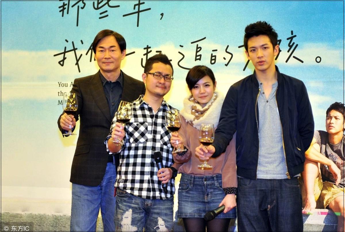 欣赏歌曲《友谊地久天长Auldlangsyne》纪念2018迎接2019新年！