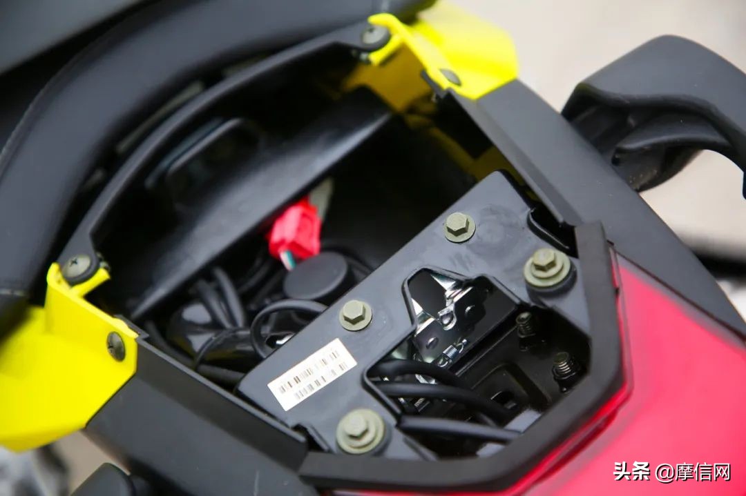 力帆kpt150测评,力帆kpt150对比宗申150x