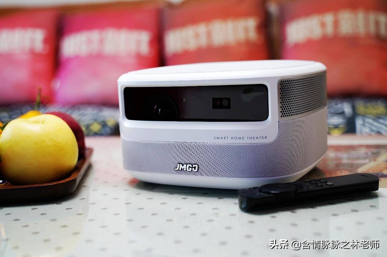 坚果v20投影仪和极米h3s对比,极米投影仪与坚果投影仪哪个更好