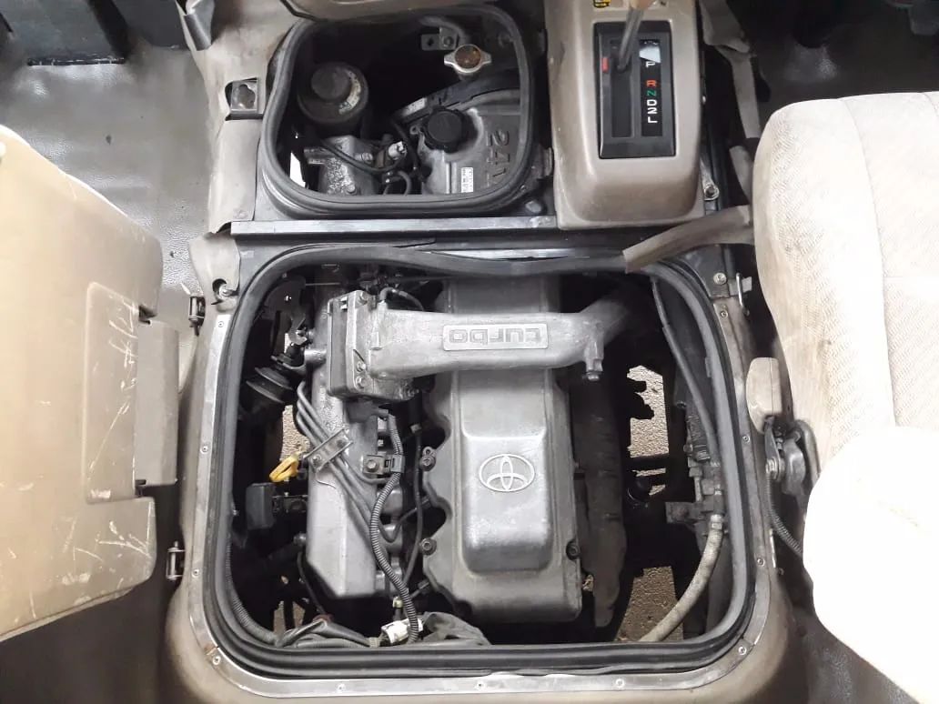 真考斯特和仿考斯特,丰田考斯特各个版本