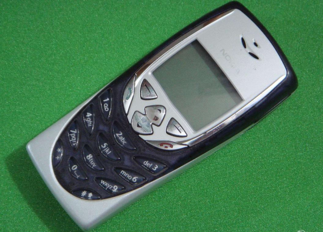 为什么手机存储空间越来越小了,手机用几年存储空间越来越少