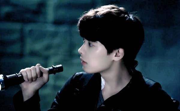 盗墓怒海潜沙电影完整版,侯明昊盗墓笔记名场面