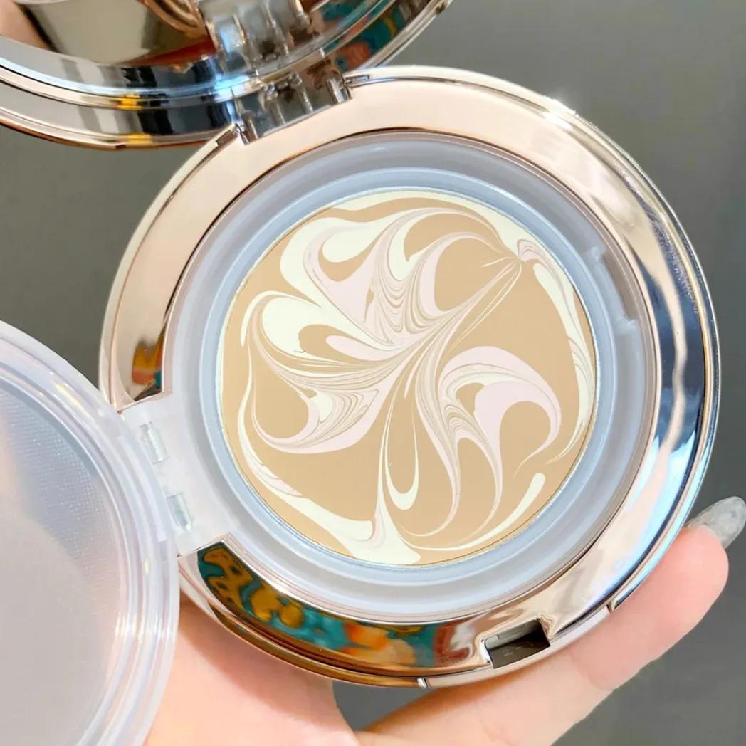 雅诗兰黛持妆无瑕保湿气垫粉底液,遮瑕好又不拔干的气垫粉底液推荐