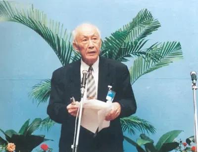 1999年两弹一星勋章获得者视频,1999年被授予两弹功勋奖章