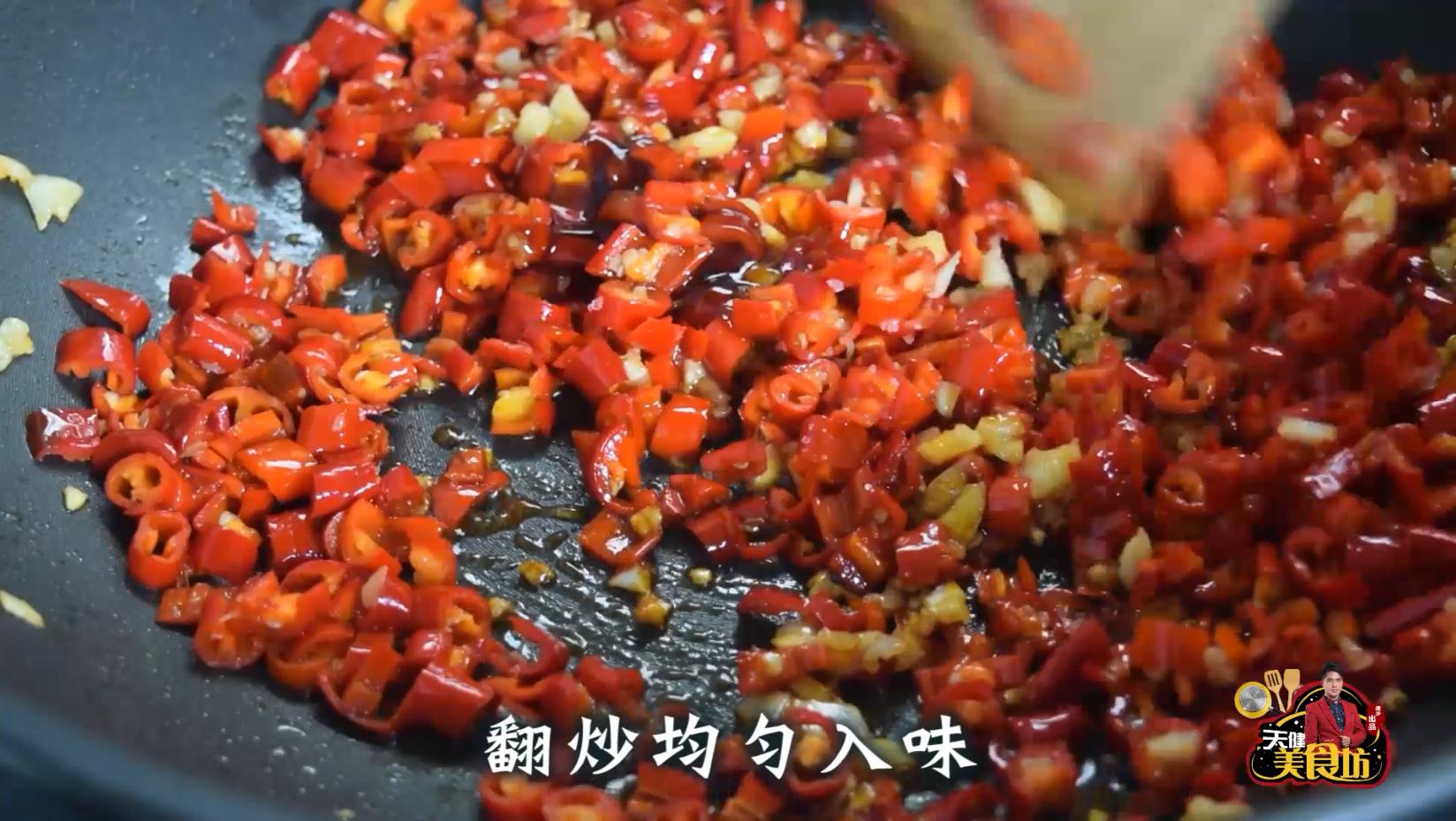 三文鱼鱼头怎么做好吃又营养,大鱼头怎么做好吃又简单又营养