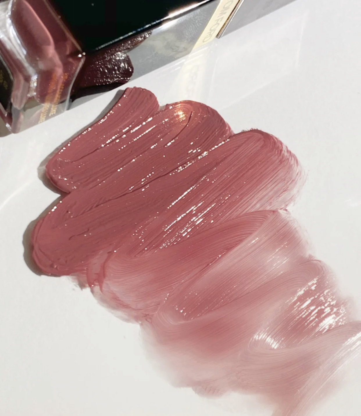 tf夏季经典款口红,tf唇釉03奶咖玫瑰色