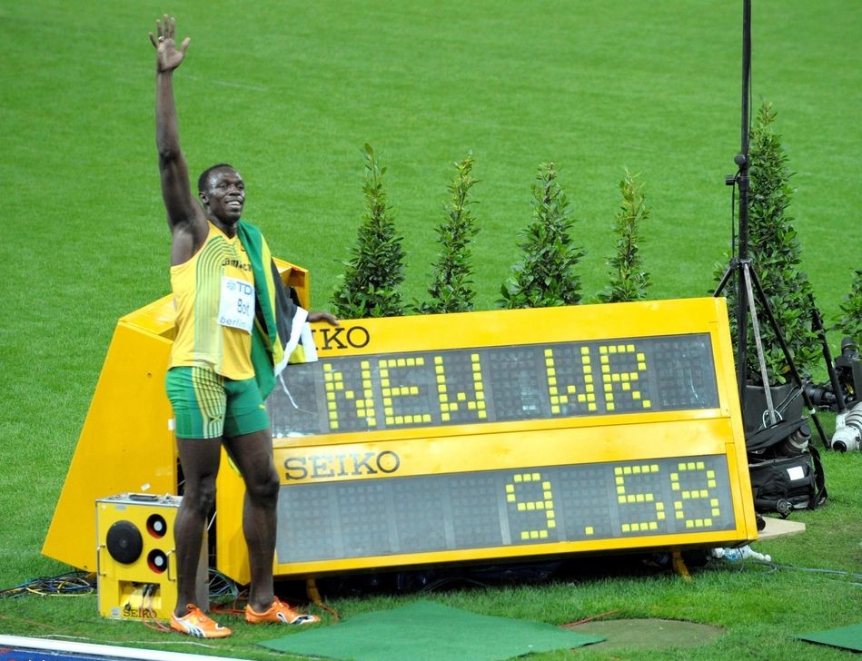 博尔特2008奥运会夺冠历程,博尔特蝉联三届奥运会三连冠