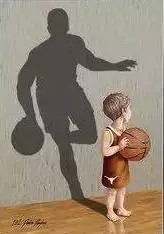 6000北体大学子围观主场首秀，150辆大巴拉不来中国校园体育文化