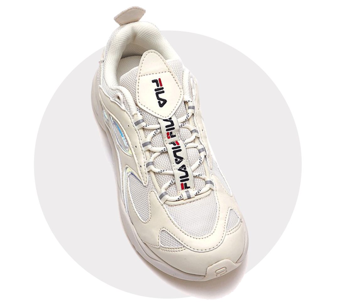 我花2000块抢到3双限量球鞋,还送了一个包...