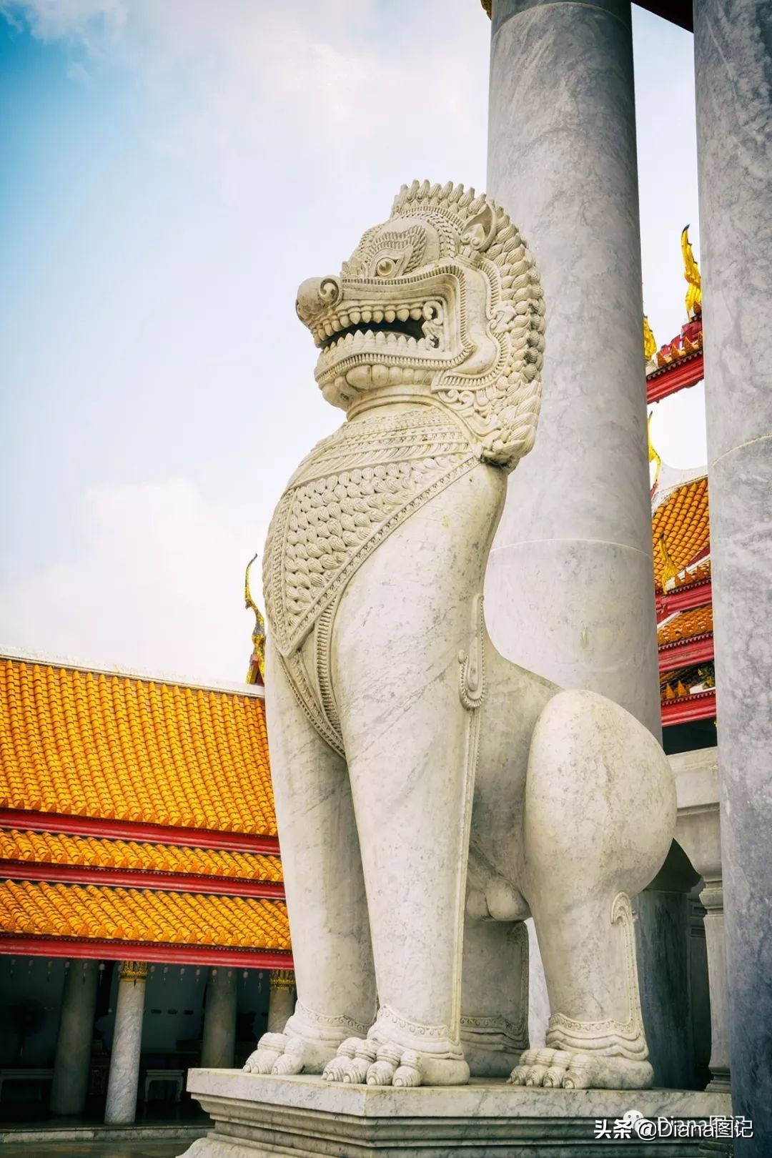 夜游泰国曼谷湄南河品美食赏表演,泰国旅游攻略必去景点夜市