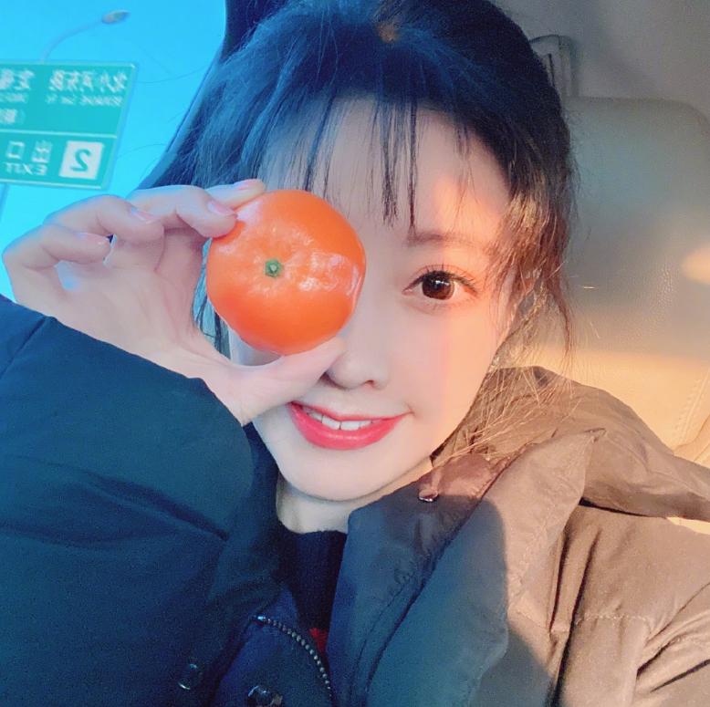 又一火爆全网的新舞步,冯提莫最火的手指舞