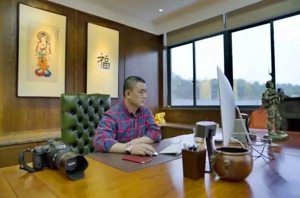 铜臭盖不住鱼头香