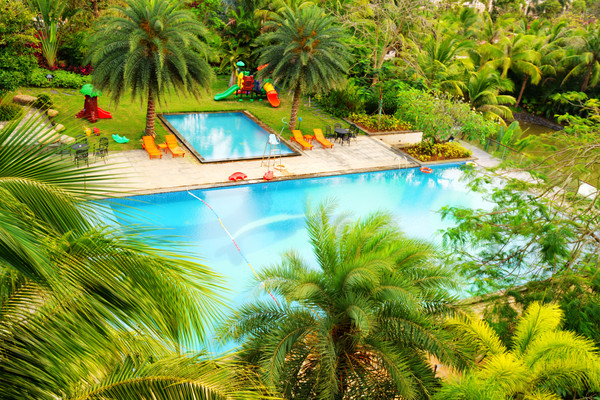 幸亏我来了再不来素材就没了,海南月亮湾的夜晚