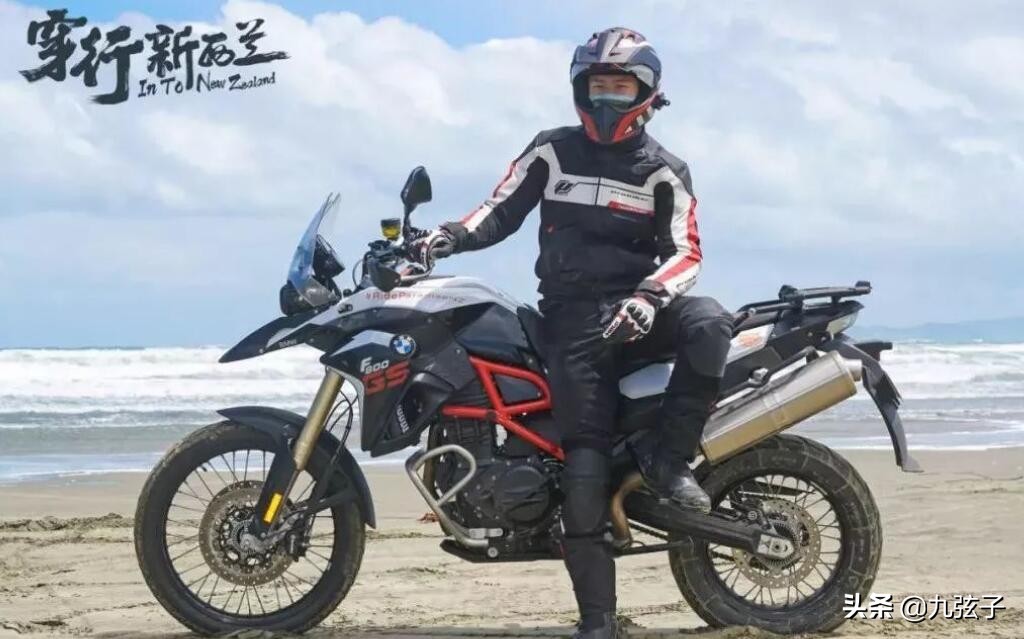 从“山楂树之恋”到“不速来客”，“豪门女婿”窦骁都经历了什么