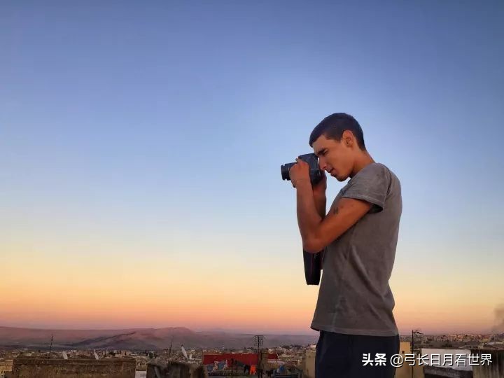 那又怎样，先干了这杯酒