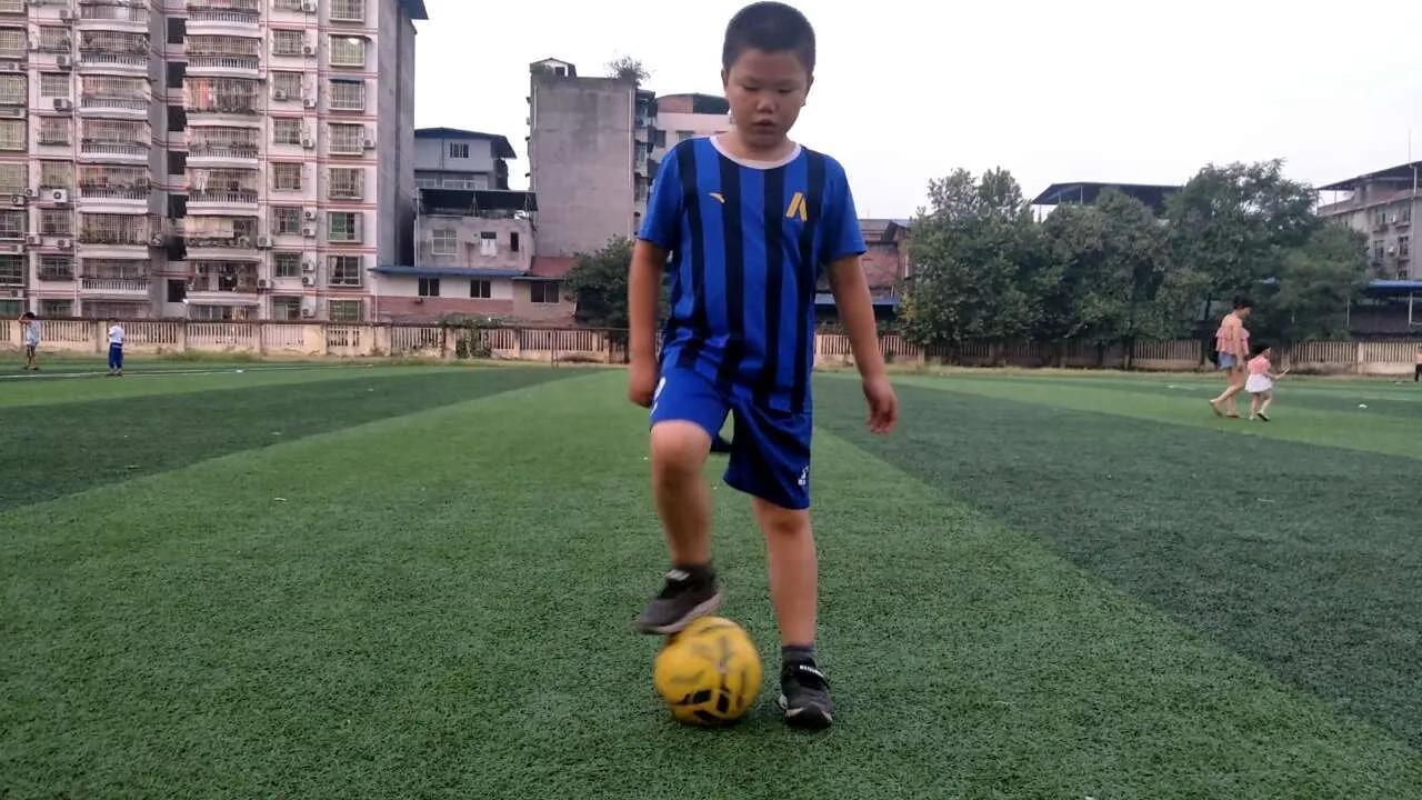 足球给我带来快乐的英文,足球使我快乐