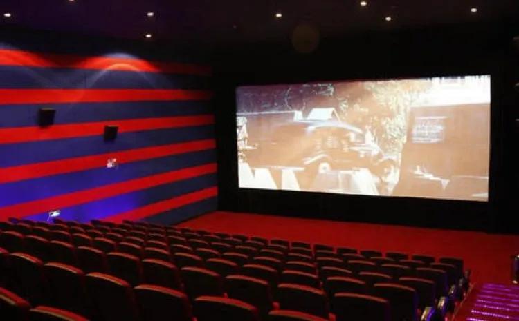 全国影院复工首日票房破百190万,486家影院复工当日总票房1.38万