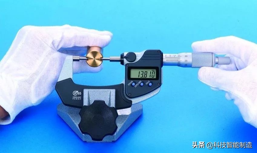 用卡尺测量实物尺寸技巧,大号千分尺的测量方法