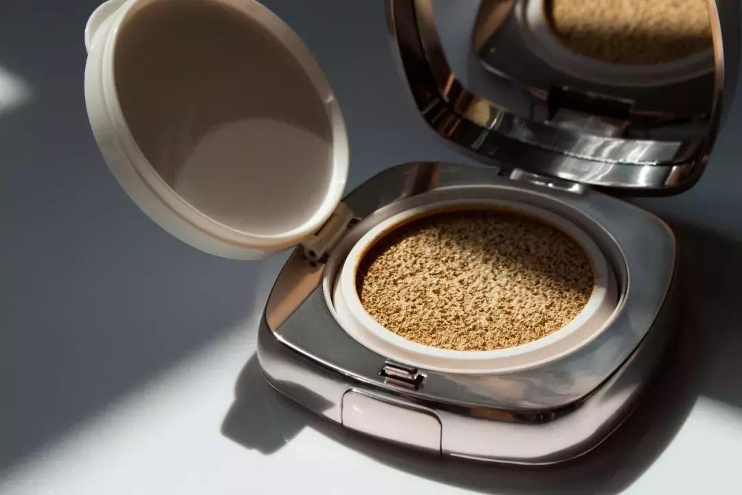 吹爆Angelababy、孟美岐的时装周生图,奶油肌用这些气垫打造