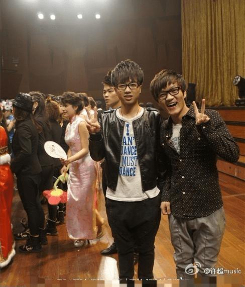 华晨宇植发的医院是哪里,华晨宇植发图片是真的吗