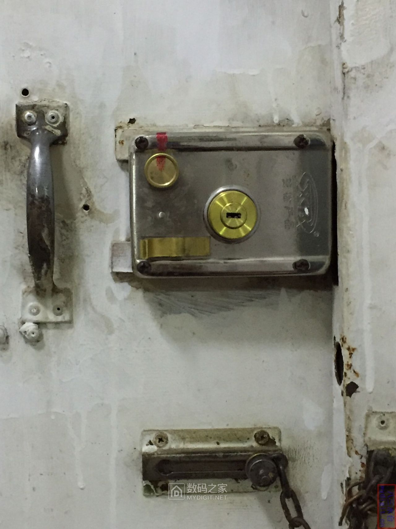 老式防盗门如何安装指纹锁,老防盗门指纹锁安装教程