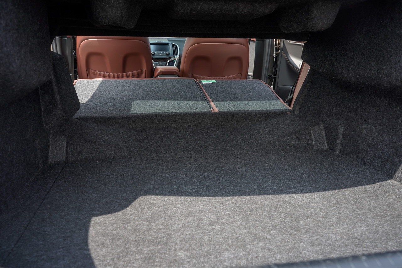 自适应巡航座椅,汽车bose殿堂级音响