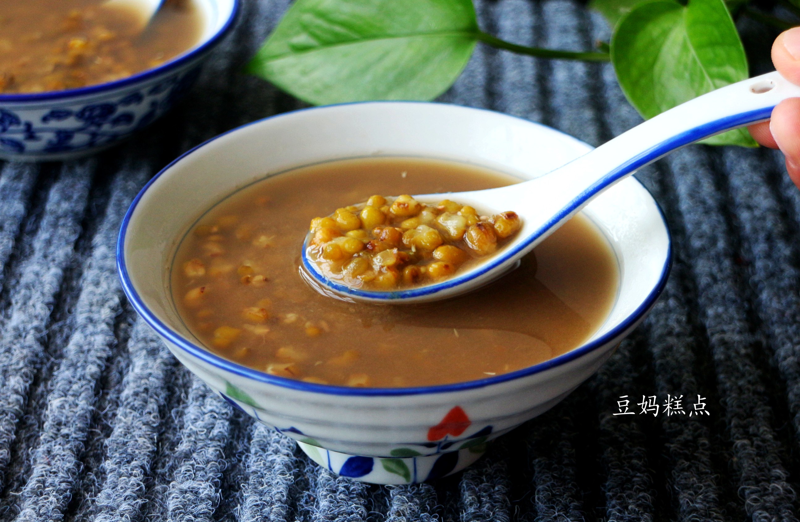 教你绿豆汤最简单的做法，天热防中暑，降脂减肥