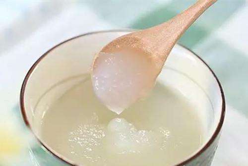 四个月宝宝辅食米粉喂多少,宝宝四个月可以吃米粉辅食吗