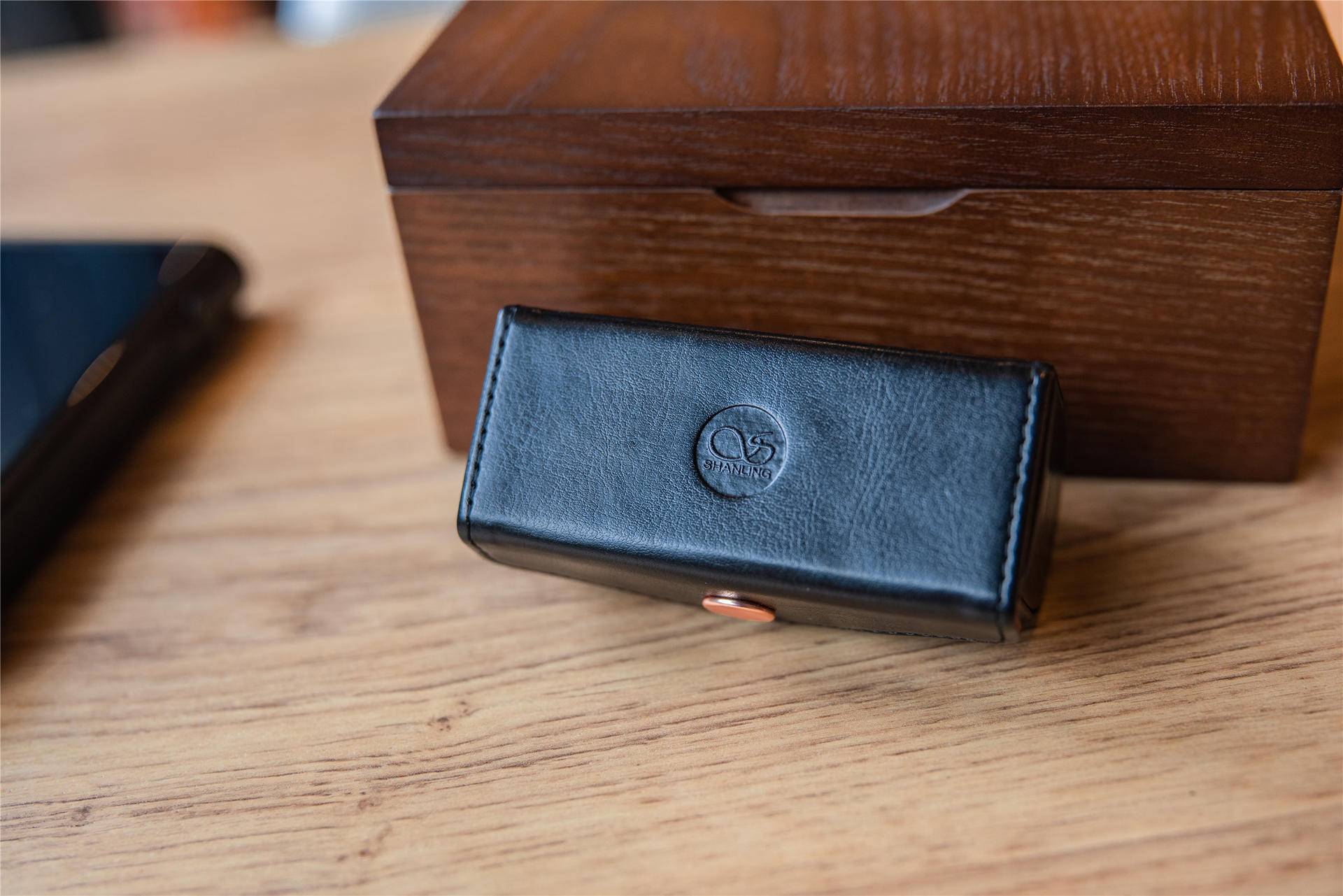 终将到来的万元户，简单说说山灵旗舰*放播**器M8