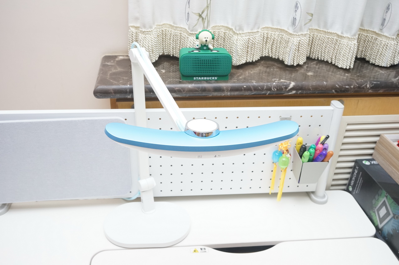 护眼台灯怎么选比较专业,护眼圆形台灯怎么选好用