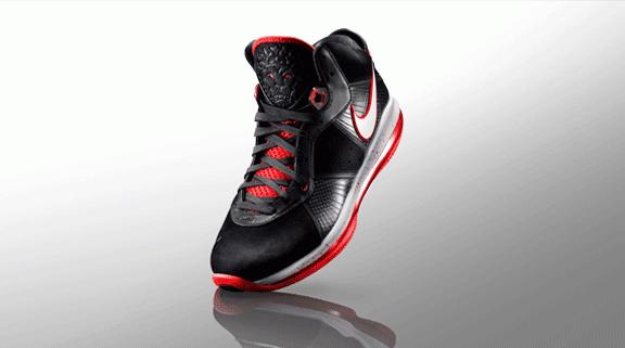 勒布朗詹姆斯球鞋全系列,洛杉矶新王