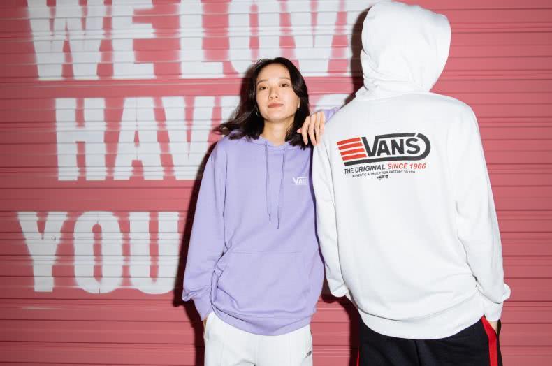 vans潮流穿搭女,vans经典款适合在哪个季节穿