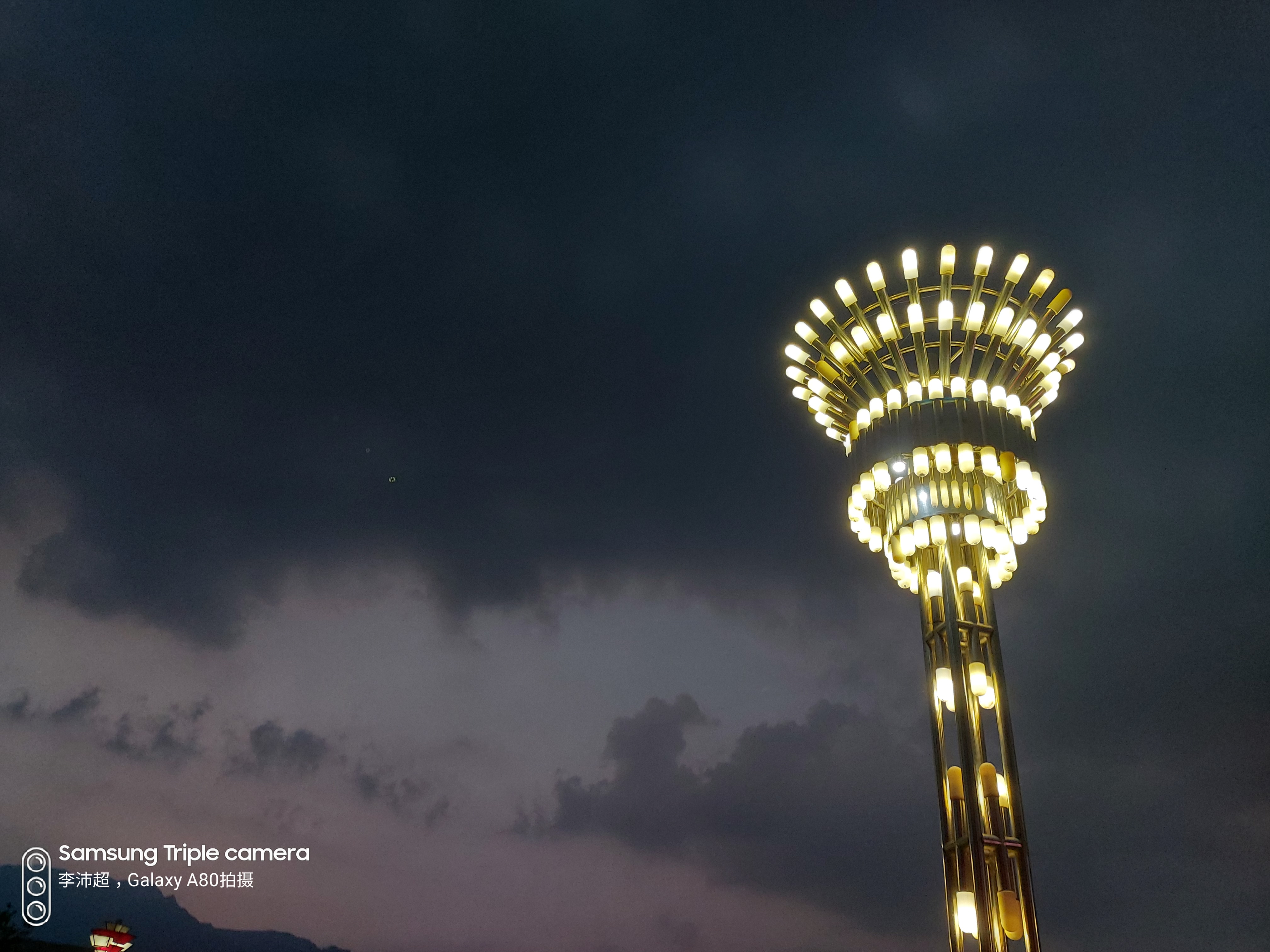 三星a80评测,三星a80和三星s10plus对比