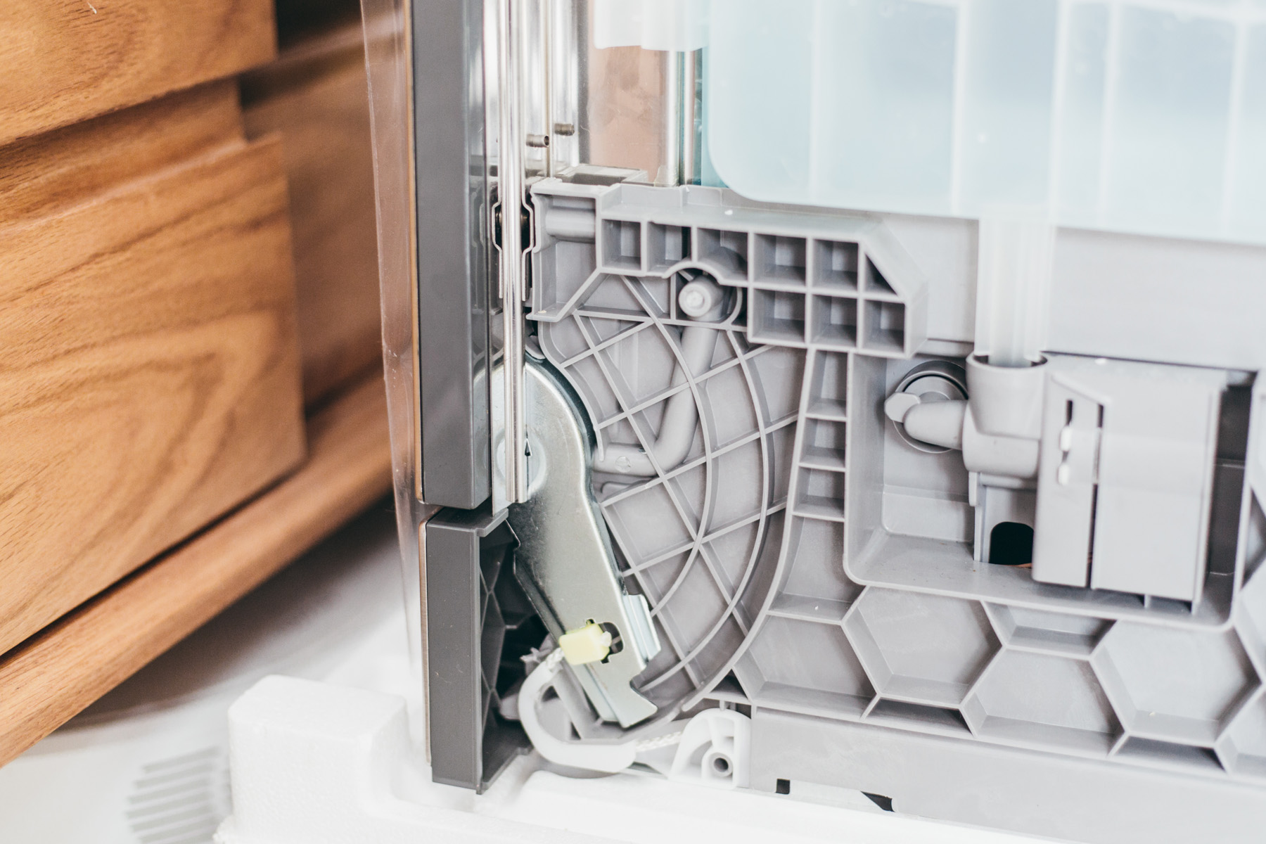 嵌入式洗碗机西门子优缺点,西门子13套嵌入式洗碗机拆解