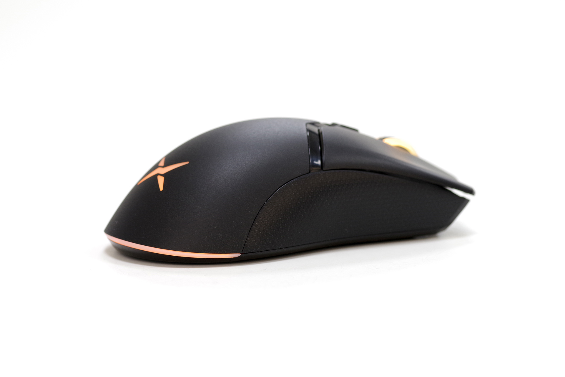 m800鼠标推荐,多彩m800无线双模鼠标