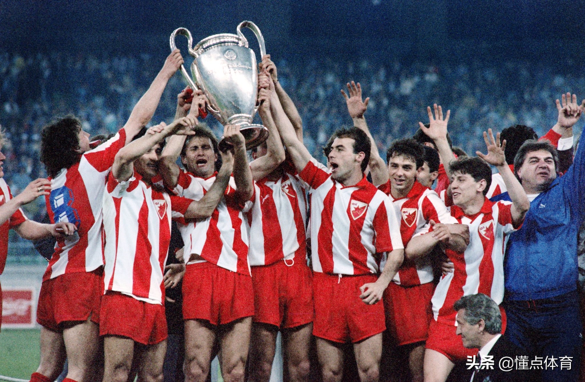 全球十大好的足球俱乐部,各国足球队豪门排名