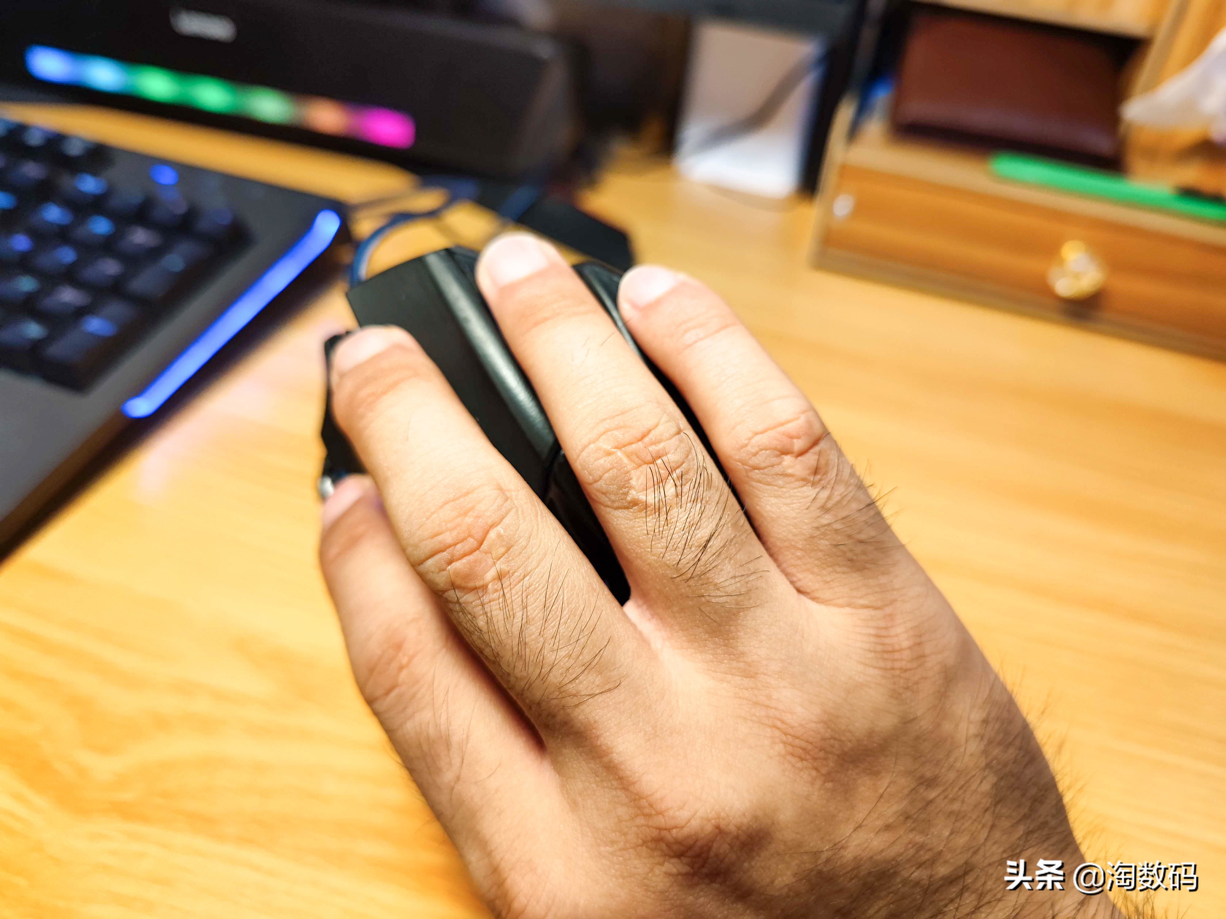 狼蛛鬼鲛鼠标压枪,狼蛛s18鬼鲛鼠标