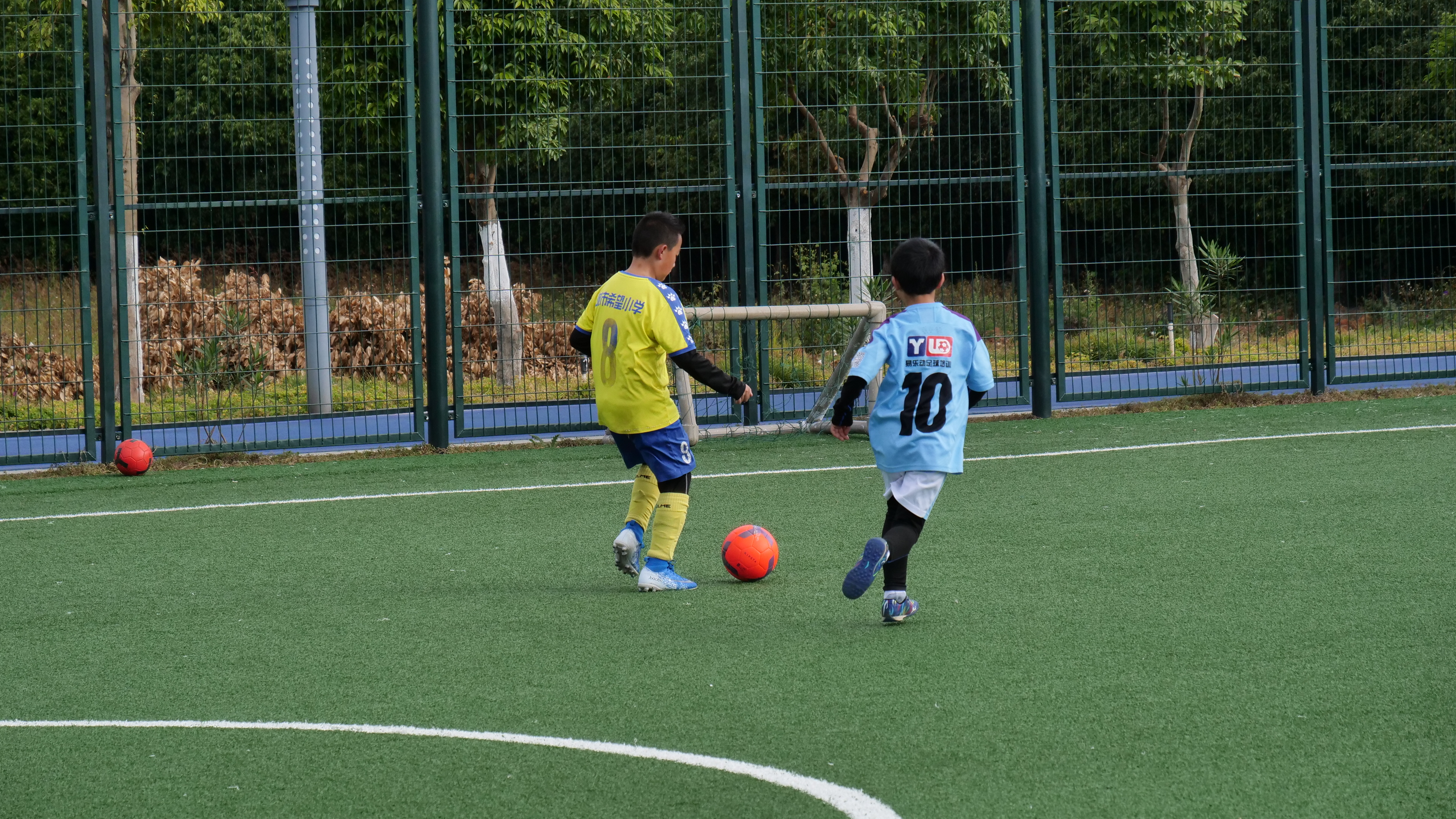 累了么科技待遇怎么样,助力青少年足球普及