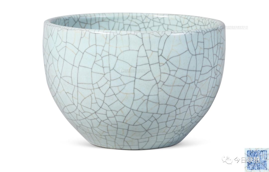 顶级官窑粉青釉,粉青釉镂空瓷器内部图片大全