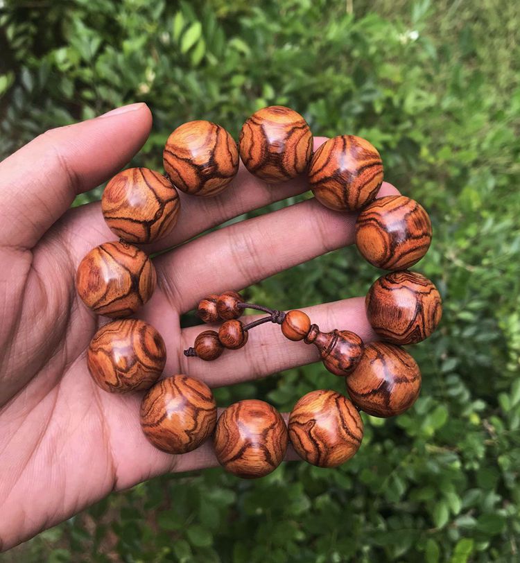 海南黄花梨手串2.0的重是多少克,18mm海南黄花梨手串重量标准