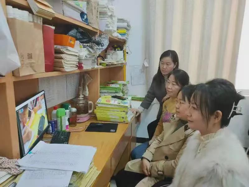 信阳市羊山新区十一小学,信阳市羊山新区小学