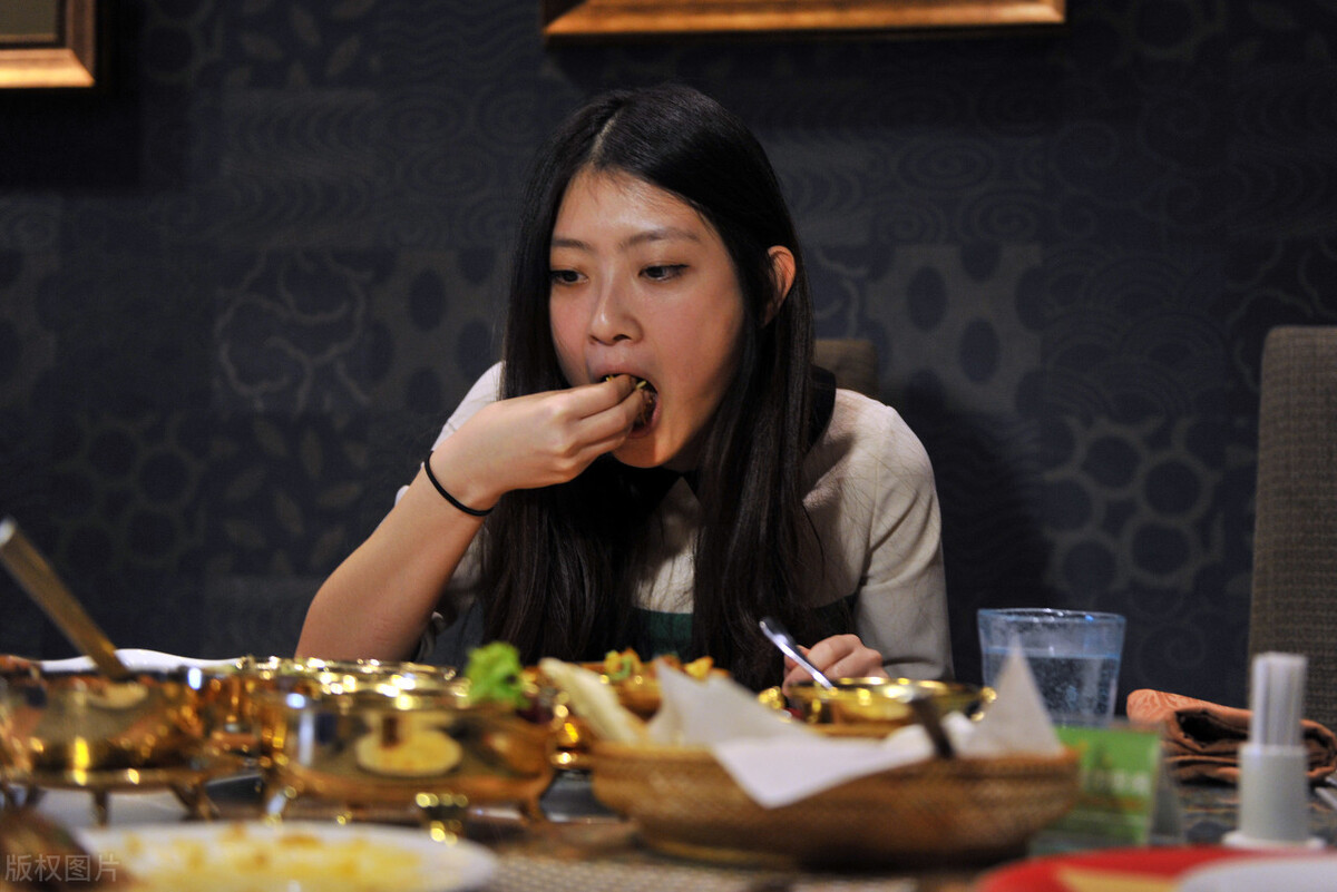 试睡员一个月都多少工资,试睡员的经历