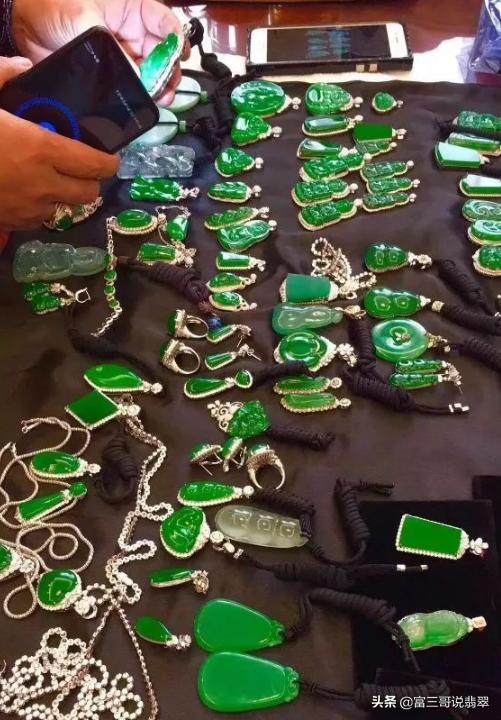 你知道翡翠的哪四大境界,你怎么看待珠宝行业