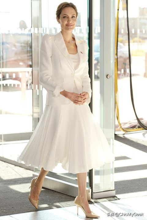 永恒族安吉丽娜朱莉真名,永恒族安吉丽娜朱莉唇饰