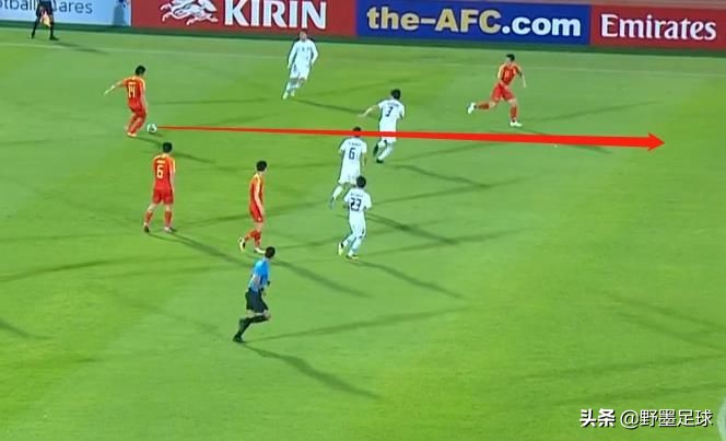 中国队少见超水平停球，下一秒却暴露最大缺点：带球直接趟大了