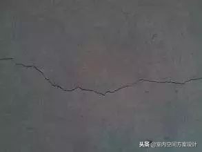 高强度自流平水泥施工方法,彩色水泥自流平地面施工视频