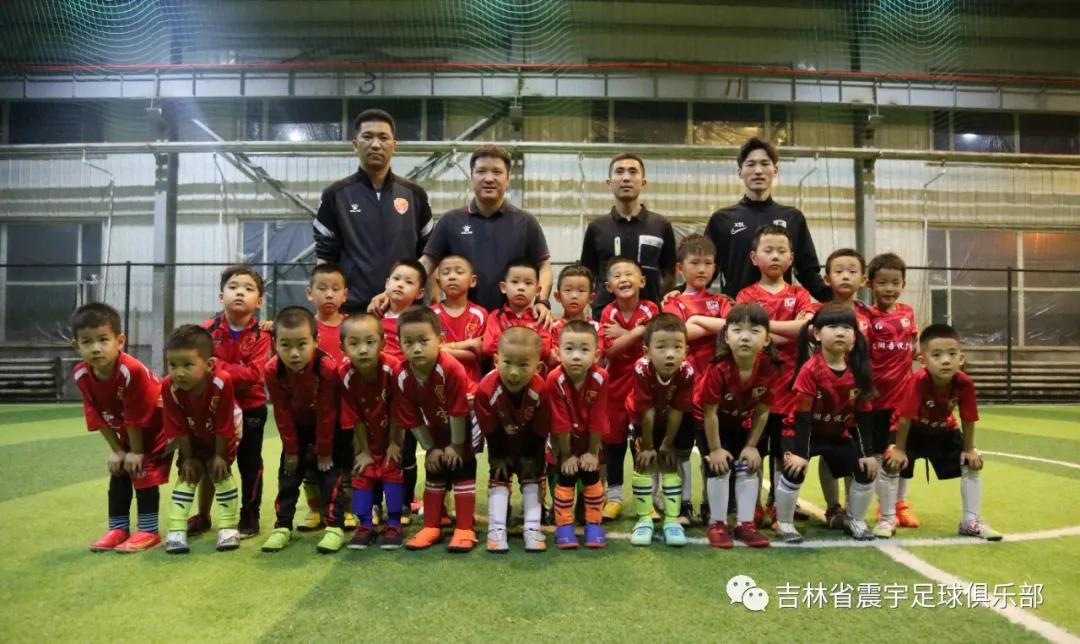 快乐童年,足球相伴!——震宇足球俱乐部“超级比赛日”精彩瞬间